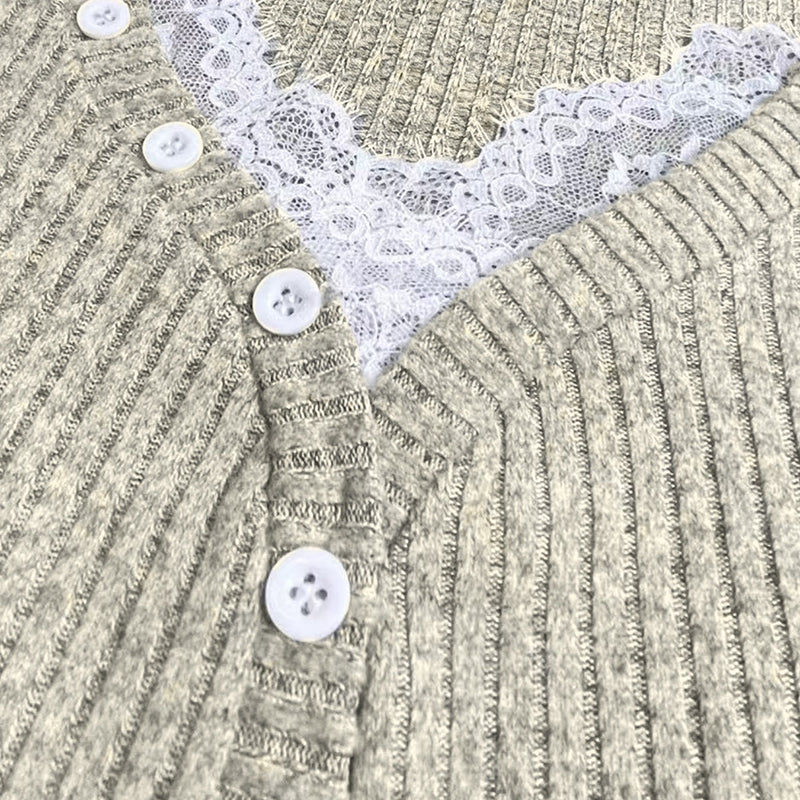 Lace V-Neck Slim Fit Long Sleeve Top
